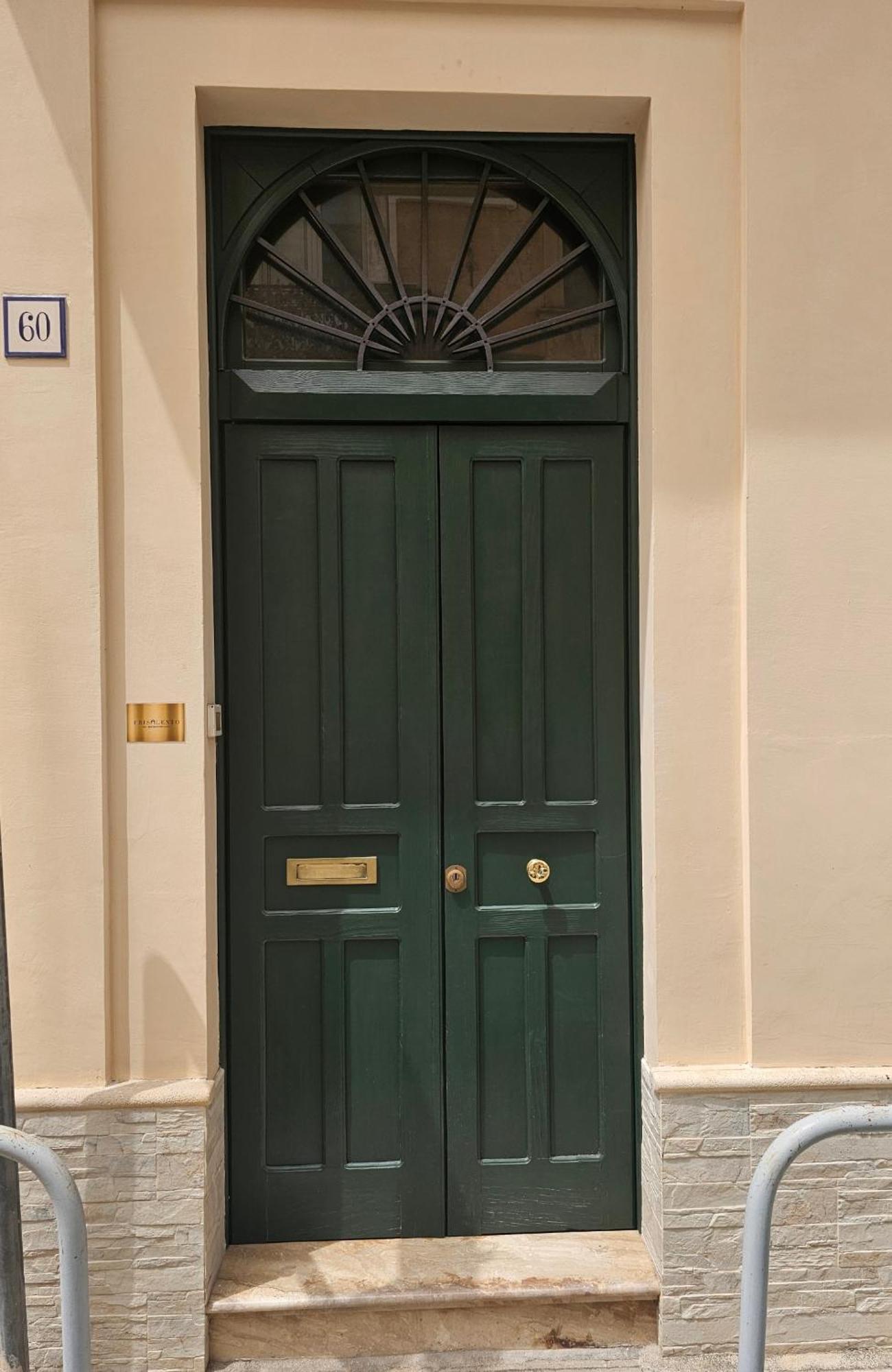 Frisalento - Boutique B&B Brindisi Eksteriør bilde